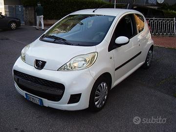 Peugeot 107 1.0 NEOPATENTATI