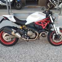 Ducati Monster 821 8500 KM!