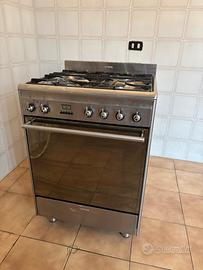 Forno con piano cottura gas in acciaio -Smeg-