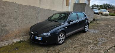 Alfa Romeo 147
