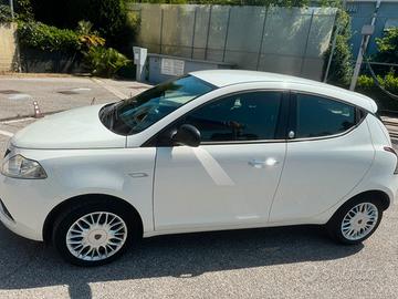 Lancia Ypsilon Ecochic 1.2 Benzina/GPL | 62.375 km