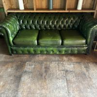 Divano Chesterfield verde 3 posti