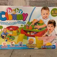 Baby Clemmy tavolo parco giochi