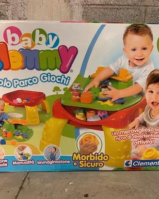 Baby Clemmy tavolo parco giochi