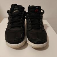 Scarpe da uomo marca Jordan colore nero numer