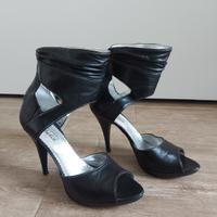 Sandali aperti davanti con tacco 11