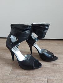 Sandali aperti davanti con tacco 11