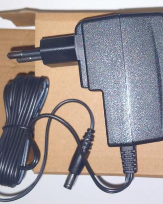Alimentatore SWITCHING 12V ed 1A NUOVO