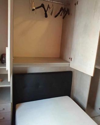 Camera a ponte completa con letto a una piazza 