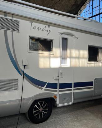 MC Louis Tandy 640