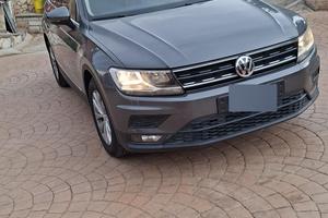 Tiguan 1.5 tsi 130 cv del 2019 con GANCIO TRAINO