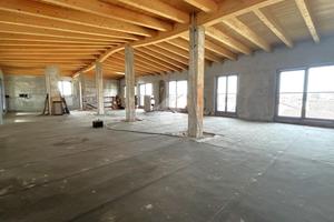 5 LOCALI A GORLAGO