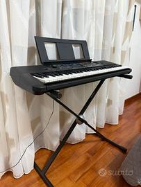 Pianola Yamaha E253