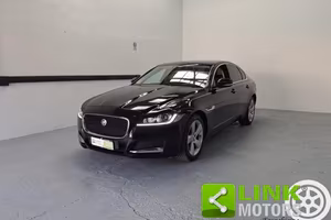 JAGUAR XF 2.0 D 180 CV aut. Prestige GARANZIA IN