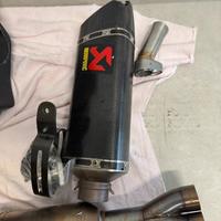 Scarico akrapovic pista per rs660/tuono