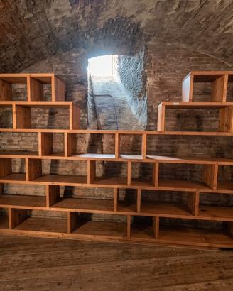 Libreria / Espositore Vino in Noce Massello 4,85 m