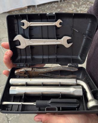 Kit attrezzi lancia