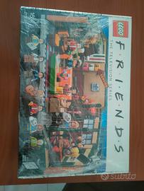 Lego Friends Central Perk 21319