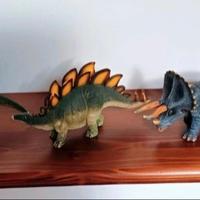 Set dinosauri plastica dura nuovi da collezionare 