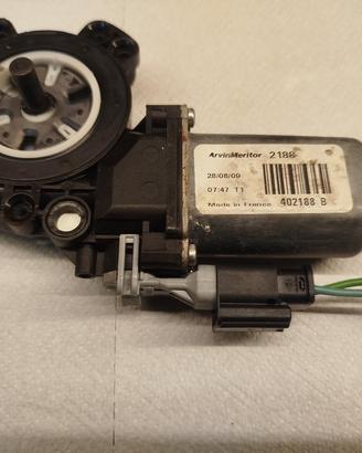 motorino alza vetro anteriore dx citroen picasso 