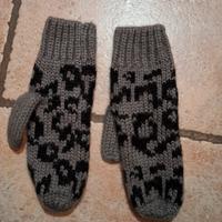 guanti grigi e neri a manopola Tezenis acrilico 