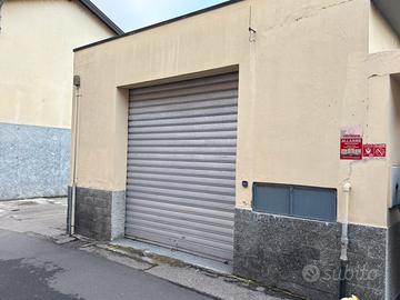 Disponibile magazzino ad uso deposito