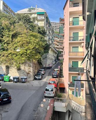 5 LOCALI A GENOVA
