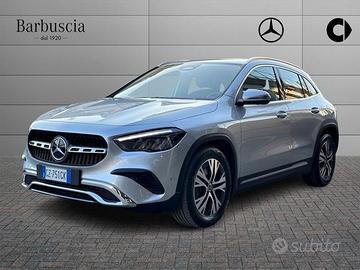 Mercedes-Benz GLA GLA-H247 2023 - 180 d Progr...