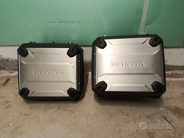 Valige Honda africa twin 1000