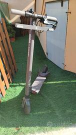 Monopattino Seagway Ninebot con frecce
