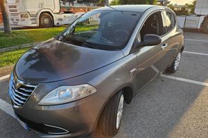 Lancia Ypsilon 1.2 Ecochic Full Optional
