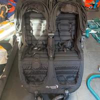 Passeggino gemellare Baby Jogger con optionals