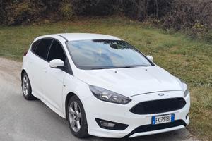 Ford Focus St line 2.0 Tdi 