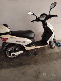 Scooter elettrico Faba