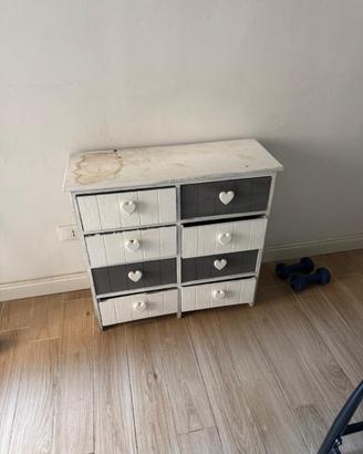 Piccola cassettiera