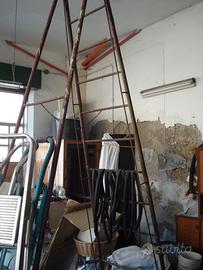SCALONE IN FERRO MOLTO ROBUSTO ALTEZZA MT.3,30