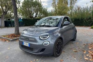 FIAT 500e PROMO FINANZIAMENTO 42 kWh La Prima