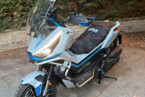 Zontes 368G con 300km Certificati