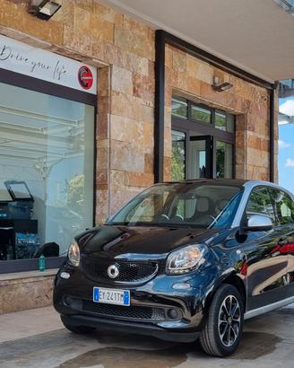 Smart Forfour II 2015 1.0 Youngster 71cv