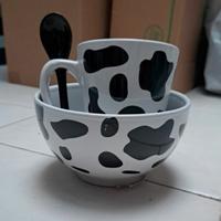 Set Colazione Stile Mucca – Tazza, Ciotola e Cucch