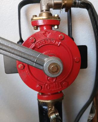 pompa manuale per travaso carburanti