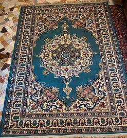 Tappeto stile persiano e 2 scendiletto