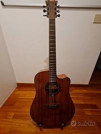 Chitarra acustica elettrificata 