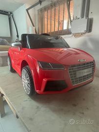 Auto elettrica per bambini