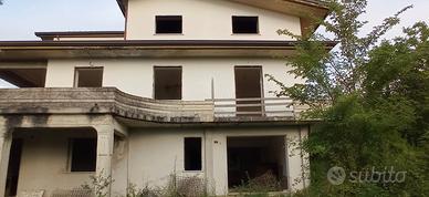 Villetta a grezzo