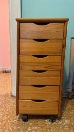 Cassettiera in legno con ruote – 6 cassetti