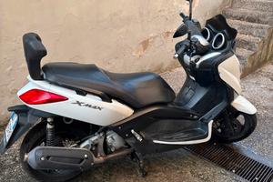 Yamaha x max 250