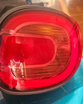 fanale posteriore dx fiat 500 L cross anno 2018 