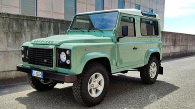 LAND ROVER Defender 90 2.2 TD4 N1 - PARI AL NUOV