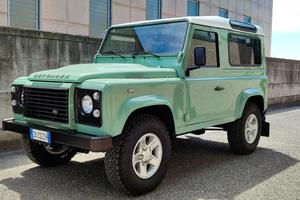 LAND ROVER Defender 90 2.2 TD4 N1 - PARI AL NUOV